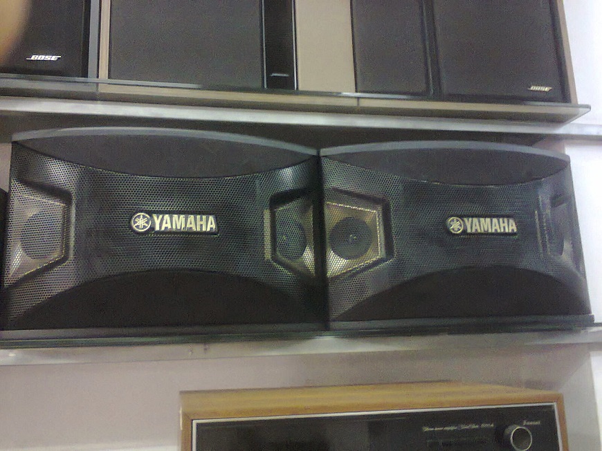 Loa karaoke Yamaha KMS-1000 dep
