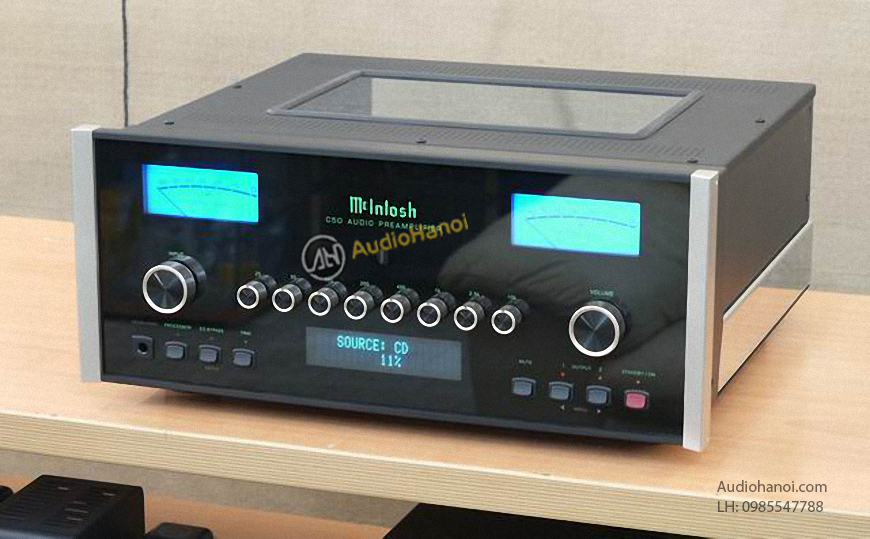 Pre ampli McIntosh C50 dep audiohn